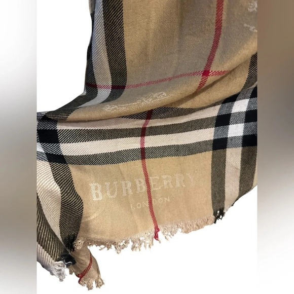 Burberry Tan and Black Checkered Scarf - Picture 4 of 10